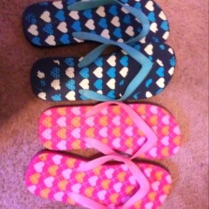 Old Navy kids flip flops